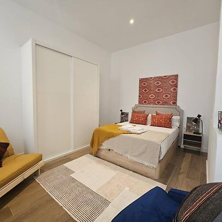 The Gabriels Con Terraza Apartment Madrid Luaran gambar